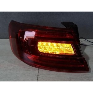 Luz Trasera Izquierda (Lado del Conductor) Talisman Usada OEM 265559888R - Product Image 3