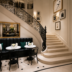 Luxury Black Wrought Iron Curved Stair Railing Ornate Scroll Balustrade for Hotel Lounge Villa Mansion Decor - Product Image 3
