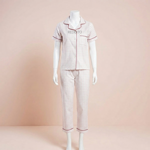 Conjunto de Pijama de Satén de Algodón de 1 Pieza para Mujer, Cuello en V, Cintura Elástica, Manga Corta, Ropa Casual para Estar en Casa, Invierno, Corte Regular - Product Image 1