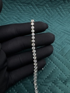 สร้อยข้อมือแพลตตินั่มพรีเมียม เครื่องประดับหรูหราสำหรับสวมใส่ทุกวัน ของขวัญวันครบรอบ ของขวัญงานเลี้ยง และคอลเลคชั่นสำหรับโอกาสพิเศษ - Product Image 5