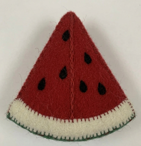 ชุดแตงโมทำมือจากผ้าสักหลาดสำหรับเด็กเล่น ของตกแต่งบ้านและสวน เป็นมิตรกับสิ่งแวดล้อม ผลิตในเนปาล - Product Image 1