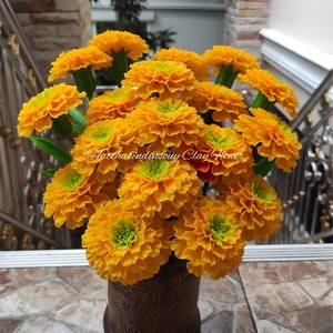 ดอกดาวเรืองดินเผาทำมือสไตล์ธรรมชาติ หัวดอกไม้ประดิษฐ์ตกแต่ง สีส้มเหลืองเขียวตรงกลาง ชุดละ 10 ชิ้น - Product Image 1