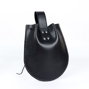 Sac à dés minimaliste en cuir avec cordon de serrage, fait main, forme ronde, pour le rangement de DND RPG - Product Image 4