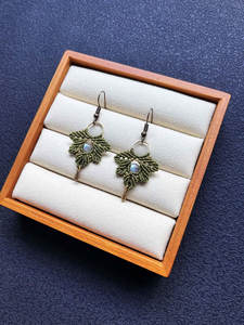 Boucles d'oreilles pendantes artisanales plaquées or, style vintage, en macramé vert, avec pierre de lune, motif feuille bohème, pierres précieuses naturelles, bijoux de mariage pour femme - Product Image 4