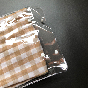 Bolsas de plástico transparentes personalizadas con botones para camisetas, calcetines, ropa y prendas de vestir, organizador colgante para ropa. - Product Image 5