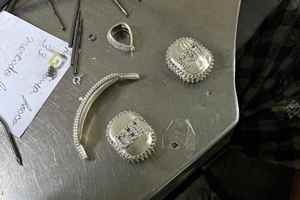 Colgante de Moissanita Tridimensional de 3-4 pulgadas, Estilo Hip Hop Iced, Unisex, con Cadena de Plata 925 a juego, Diseño 'Big Earth' - Product Image 4