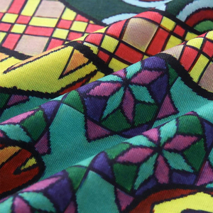 Camisetas sublimadas al por mayor para mujer con diseños modernos, ideales para deportes de equipo, actividades al aire libre y uso casual. - Product Image 3