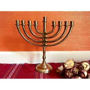 Accesorios de mesa de lujo, candelabro de 9 brazos, menorah dorada de latón, portavelas decorativo de mesa para decoración de bodas judías - Product Image 3