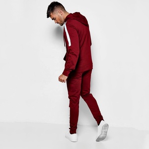 Survêtement haute durabilité adapté à l'entraînement quotidien avec broderie et impression de marque - Product Image 4