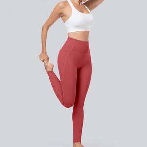 Legging rouge clair pour femme, à porter à l'extérieur, à l'intérieur, au sport ou à la maison, en tissu tricoté respirant, de haute qualité, très bien coté. - Product Image 4