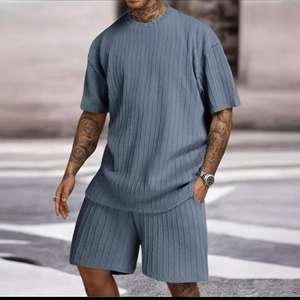 New Men's Solid Color Casual Outfit <b>Knit</b> Short Sleeve & Shorts <b>Set</b> Lightweight Beachwear Elastic Waist Summer Relaxation - Product Image 4