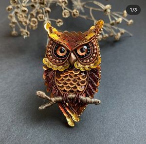 Artisan Embroidery Beaded Brooch Luxury Handmade Fashion Jewelry with Detailed Bead Embellishments - Product Image 3