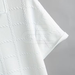 Conjunto de pantalones cortos de alto rendimiento para hombre, diseñados para brindar comodidad, flexibilidad y transpirabilidad durante el gimnasio, la carrera o el uso casual. - Product Image 6