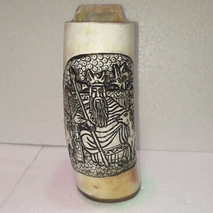 Taza Artesanal Ecológica de Cuerno de Búfalo con Diseño de Nudo Celta y Símbolo Vikingo, Estilo Vintage, para Regalo o Fiesta - Product Image 4