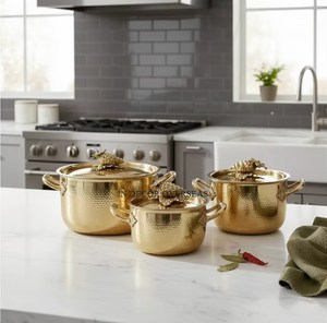 Ensemble de casseroles en acier inoxydable martelé à la main, finition dorée, design européen, écologique, pour hôtels et restaurants (vente en gros) - Product Image 5