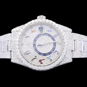 นาฬิกาฮิปฮอปแบบกำหนดเองได้ พร้อมฟังก์ชั่นวันที่อัตโนมัติ ตัวเลขแบบอารบิก ประดับเพชรโมอิสซาไนต์ ราคาขายส่ง - Product Image 1