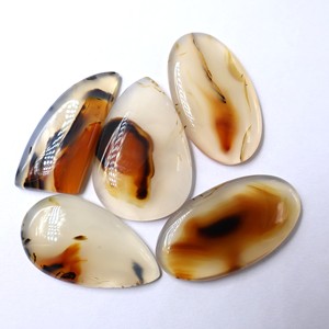 Cabujón de Ágata Natural de Rajastán AMAN GEMS JEWELLERY, Certificado por Terceros, con Juego de Color, Hecho a Mano, Pulido Suave, Corte de Pera Suelto - Product Image 4