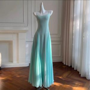 Robe longue d'été élégante et bohème en coton lavable, brodée, personnalisable, dos ouvert, sexy et naturelle - Product Image 2