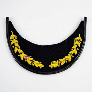 Casquette à visière KEW brodée à la main avec couronne double en fils d'or, insignes et accessoires d'uniforme pour défilés et cérémonies - Product Image 2