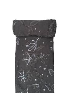 Tissu extensible noir le plus vendu en jersey brodé de sequins, motif floral vigne avec travail de fil et sequins scintillants, pour confection de robes - Product Image 3
