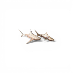 Juego de Dos Figuras de Tiburón Talladas a Mano en Madera, Decoración de Vida Marina de Bali, Colección Costera para Mesa - Product Image 3