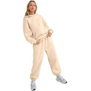 Conjunto Deportivo Personalizado para Mujer, Tendencia 2026 |   Sudadera con capucha extragrande + pantalones deportivos |   Proveedor Mayorista de Ropa Deportiva, Fitness y Streetwear - Product Image 4