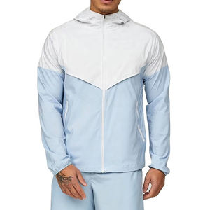 Conjunto Deportivo de Alta Calidad para Hombre, Chaqueta con Cierre y Pantalones Cortos, Diseño Color Block con Parches, Poliéster y Nailon - Product Image 5