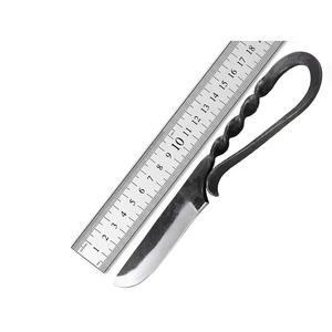 Couteau médiéval de haute qualité, forgé à la main en acier à haute teneur en carbone, style antique, couteau utilitaire médiéval à lame pleine, avec étui en cuir - Product Image 2