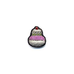 Broche en tissu 3D personnalisée, brodée à la main avec fil de bullion, motif animal, pour blazer, badge de poitrine, écusson brodé à la main - Product Image 3