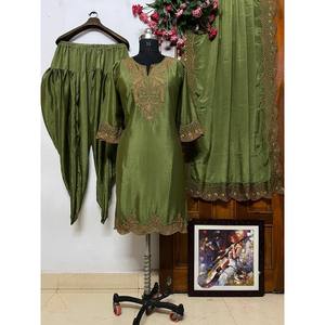 Conjunto superior e inferior de mujer de diseñador con Dupatta para ropa de fiesta - Product Image 1