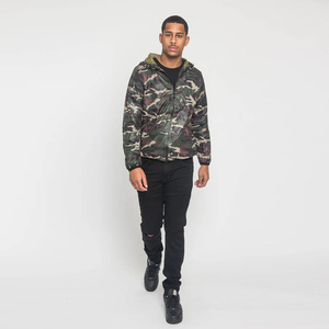 Chaqueta Cortavientos Impermeable con Capucha y Estampado de Camuflaje para Hombre, Cierre Frontal con Cremallera, Ropa de Exterior, Corte Regular, Poliéster - Product Image 5
