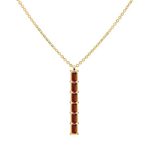 Collar con Colgante de Barra de Granate Baguette en Oro Amarillo - Product Image 1