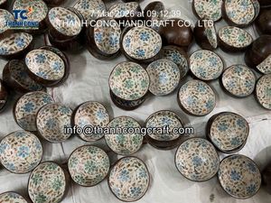 Vietnam Manufacturer <b>Cheap</b> Mother of Pearl COCONUT BOWL Low MOQ Souvenir <b>Gift</b> Wholesale Shell Inlay Coconut Bowl Bulk Price List - Product Image 5