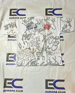Camiseta de Algodón para Hombre, Diseño Moderno, Estilo Urbano, con Estampado Gráfico Personalizado y Corte Regular - Product Image 2