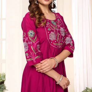 Traje Salwar de Seda Romana de Diseño Indio-Pakistaní, Moderno y de Alta Gama, con Múltiples Hilos, para Mujer, Ideal para Fiestas y Eventos Étnicos - Product Image 1