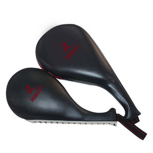 ROBUST INDUSTRIES RI-5808 Almohadillas de Taekwondo Personalizables de Cuero Vacuno Ecológico para Entrenamiento y Práctica con Agarre Fuerte - Product Image 1