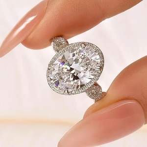 Élégante bague de fiançailles torsadée en moissanite ovale 925, plaquée or blanc et jaune, en argent sterling, pour femme - Product Image 3