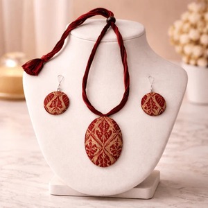 Unique Design <b>Red</b> Muga <b>Silk</b> Minimal Necklace Set with Oval Pendant Elegant Traditional Jewelry Women Festive Available For Sale - Product Image 6