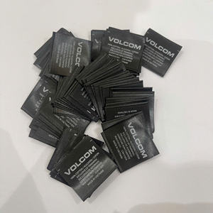 Etiqueta de ropa tejida Premium para ropa de calle | Logotipo personalizado y etiqueta de contenido de tela: diseño duradero para chaquetas, sudaderas con capucha y camisetas - Product Image 3