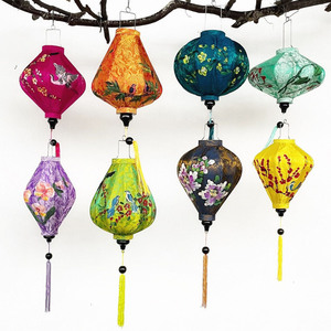 Lanterne en soie du Vietnam, lanternes suspendues en bambou de Hoi An, lumière pour décoration de mariage, luxe, nombreuses formes, colorées - Product Image 6