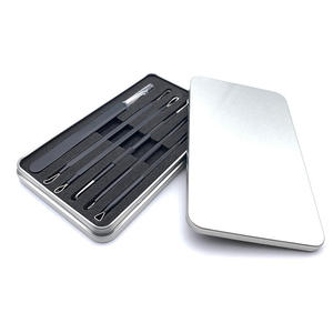 Kit d'outils de beauté en acier inoxydable pour le visage : aiguilles à points noirs, pinces à cuticules et clips anti-acné - Product Image 3