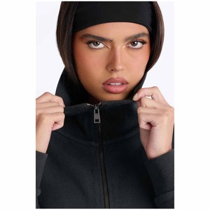 <b>Women</b> 2 Piece <b>Fleece</b> Sweatshirt And Shorts Set Full Sleeve Stand Collar Zipper Casual Solid <b>Black</b> Above Knee Regular Fit - Product Image 4