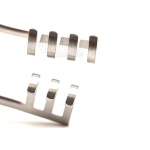 Retractores Weitlaner de Alta Calidad, Peso Ligero, Fabricación en Fábrica, Precio Razonable, 3x4 Dientes 5 - Product Image 6