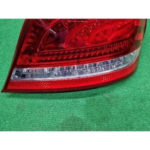 Luz Trasera Derecha Usada Equus 924023N000 - Product Image 4