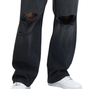 Jean droit déchiré noir pour homme, coupe décontractée, en denim délavé, style streetwear, avec détails de déchirures aux genoux, vintage moderne - Product Image 5