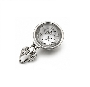 Stainless Steel Tea Strainer Polished Metal Reusable Classic Style Flower Handle - Product Image 2