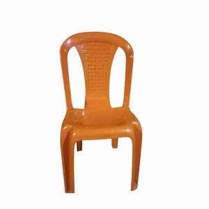 La mejor silla de comedor de plástico sin brazos moderna para el hogar y el hotel fabricada en India - Product Image 1