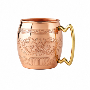 Mug en cuivre pur pour Moscow Mule, verre à cocktail artisanal gravé motif floral, tasse à bière avec poignée en laiton, vente en gros, articles de bar en vrac - Product Image 1