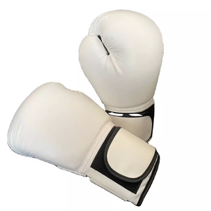 Gants de boxe professionnels personnalisés avec logo, poids lourd, en similicuir, protection UV, fermeture auto-agrippante, emballage personnalisé - Product Image 1