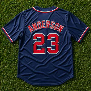 Camiseta de béisbol personalizada para escuelas, de secado rápido, transpirable, 100% poliéster, con nombre y número del jugador sublimados. - Product Image 2